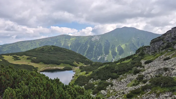 Overlook to Horné Roháčske Pleso