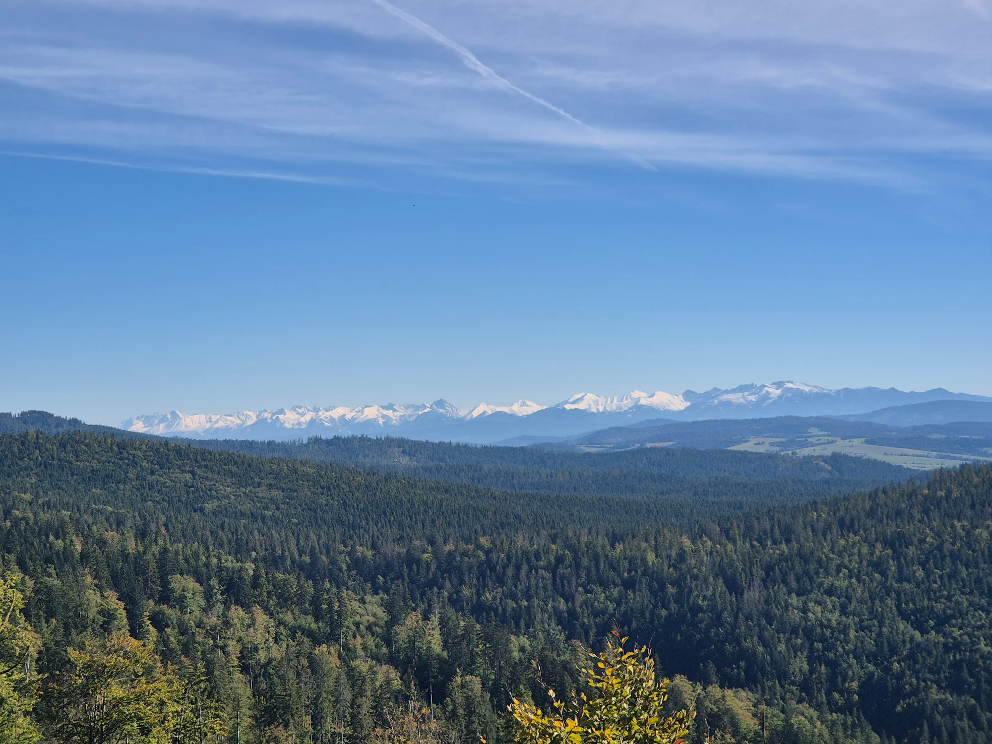 Wide Snow-Peak Panorama